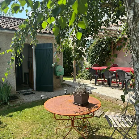 En Auvergne Le Ruisseau Apartment