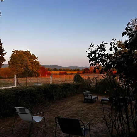 En Auvergne Le Ruisseau Apartment *